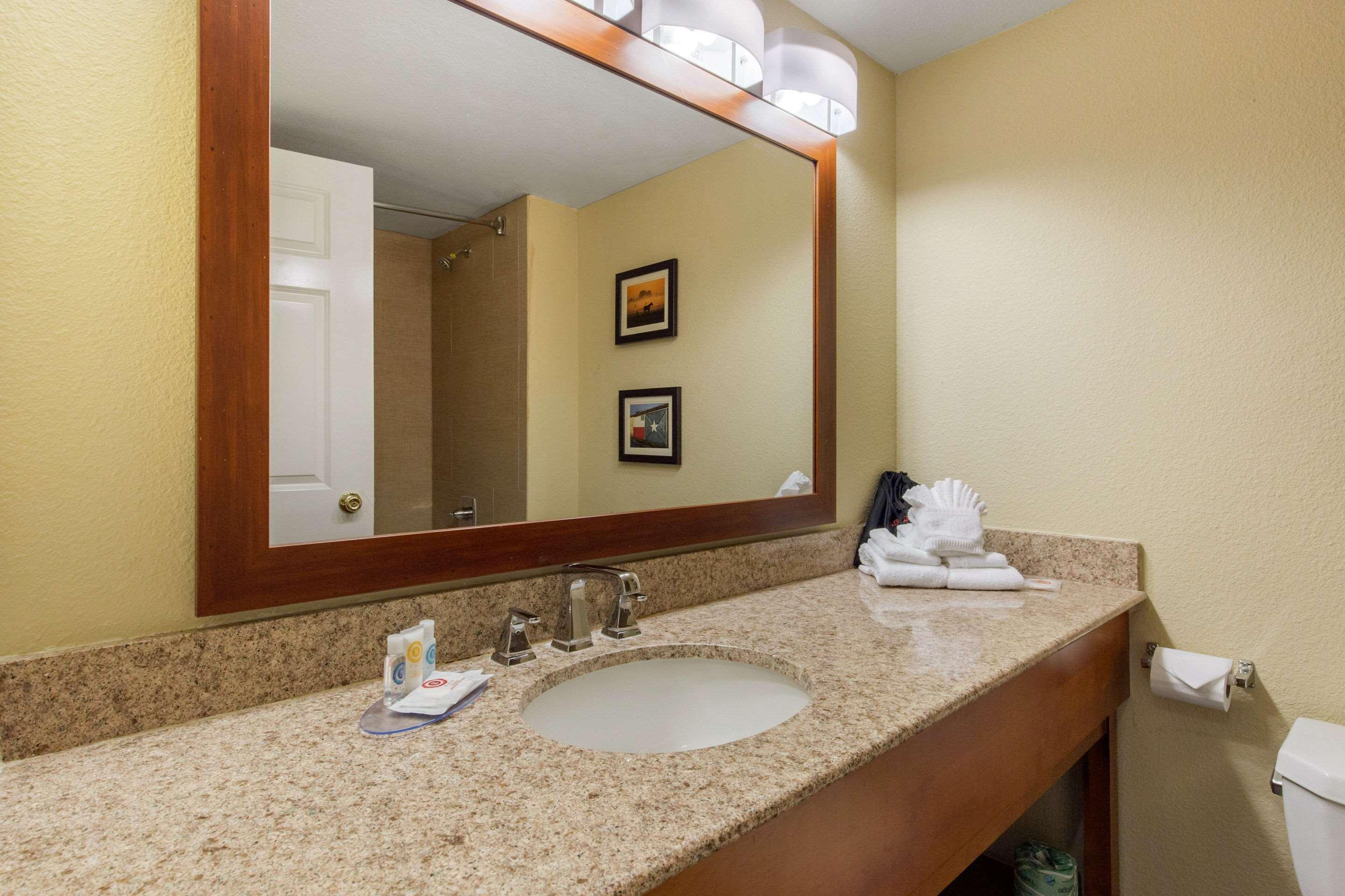Comfort Inn & Suites Sw Houston Sugarland Ngoại thất bức ảnh