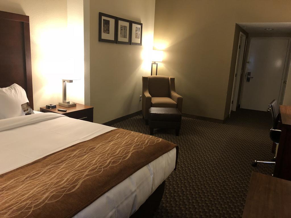 Comfort Inn & Suites Sw Houston Sugarland Ngoại thất bức ảnh